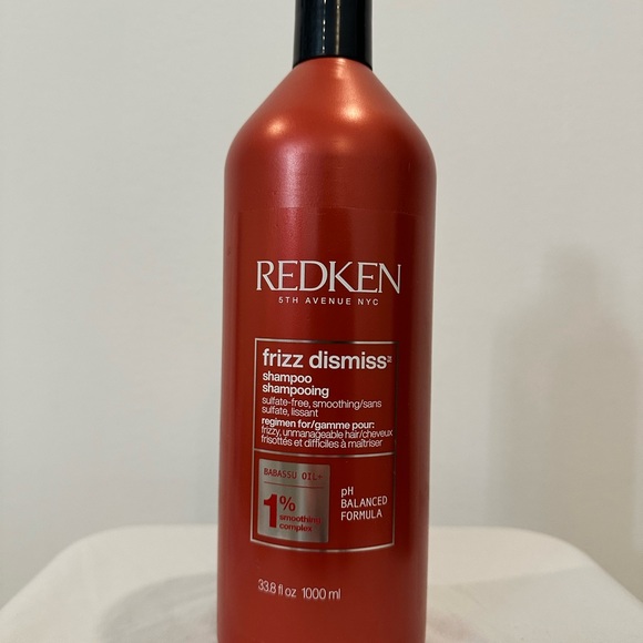 Redken Other - Redken Frizz Dismiss Shampoo - Vibrant Red